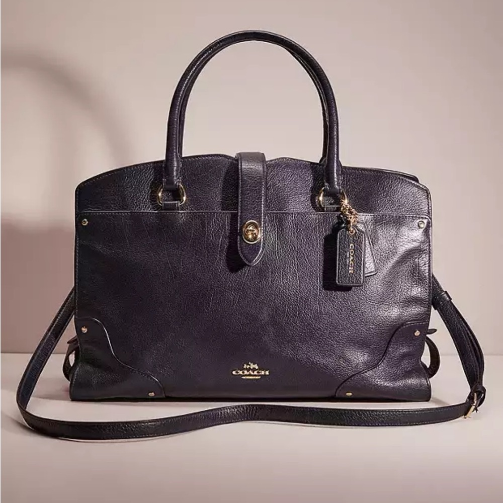 EUC Coach Mercer 24 Grain Leather Black satchel
